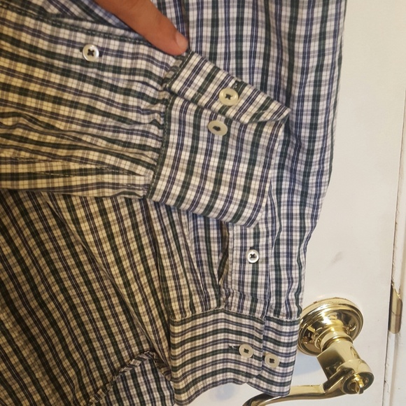 IZOD Men Size Small Long Sleeve Checkered Shirt - Picture 6 of 6